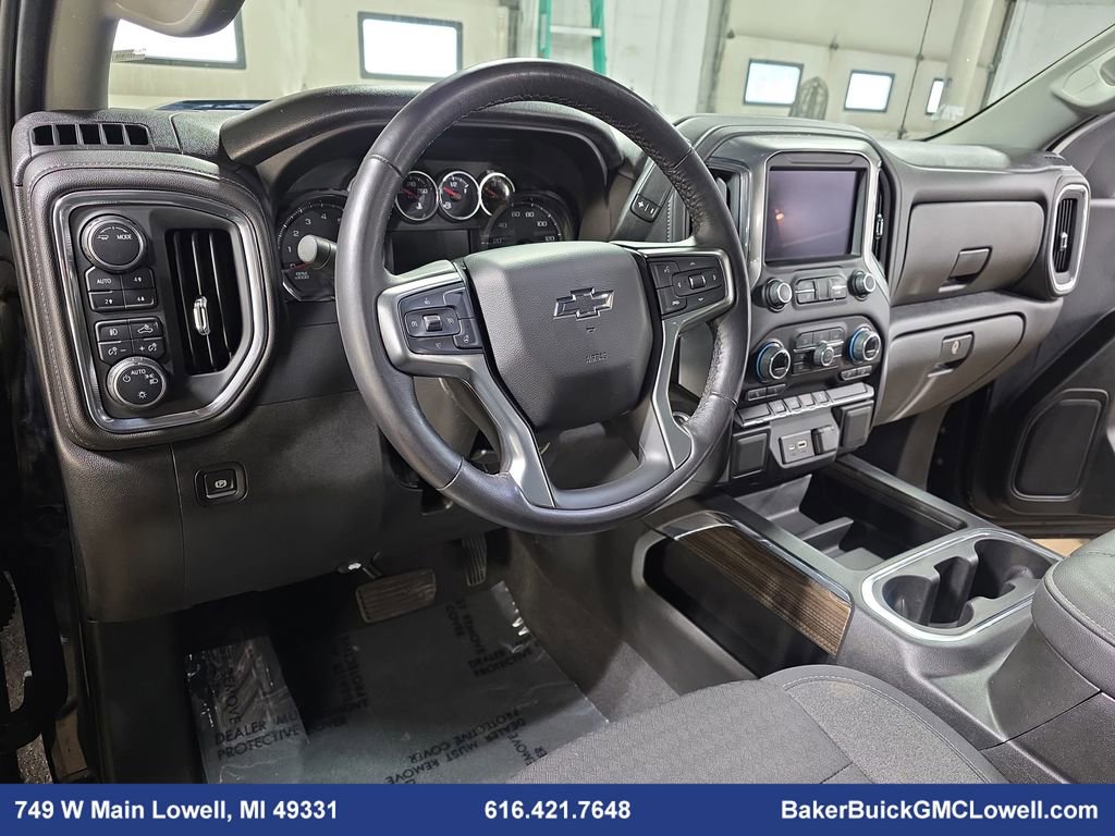 Used 2022 Chevrolet Silverado 1500 LT Trail Boss w/ Bed Protection Package image 15