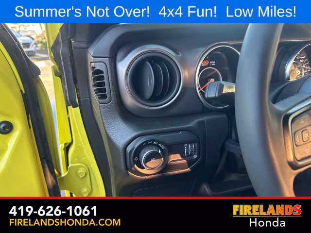 Used 2023 Jeep Wrangler Sport AWD/4WD image 18