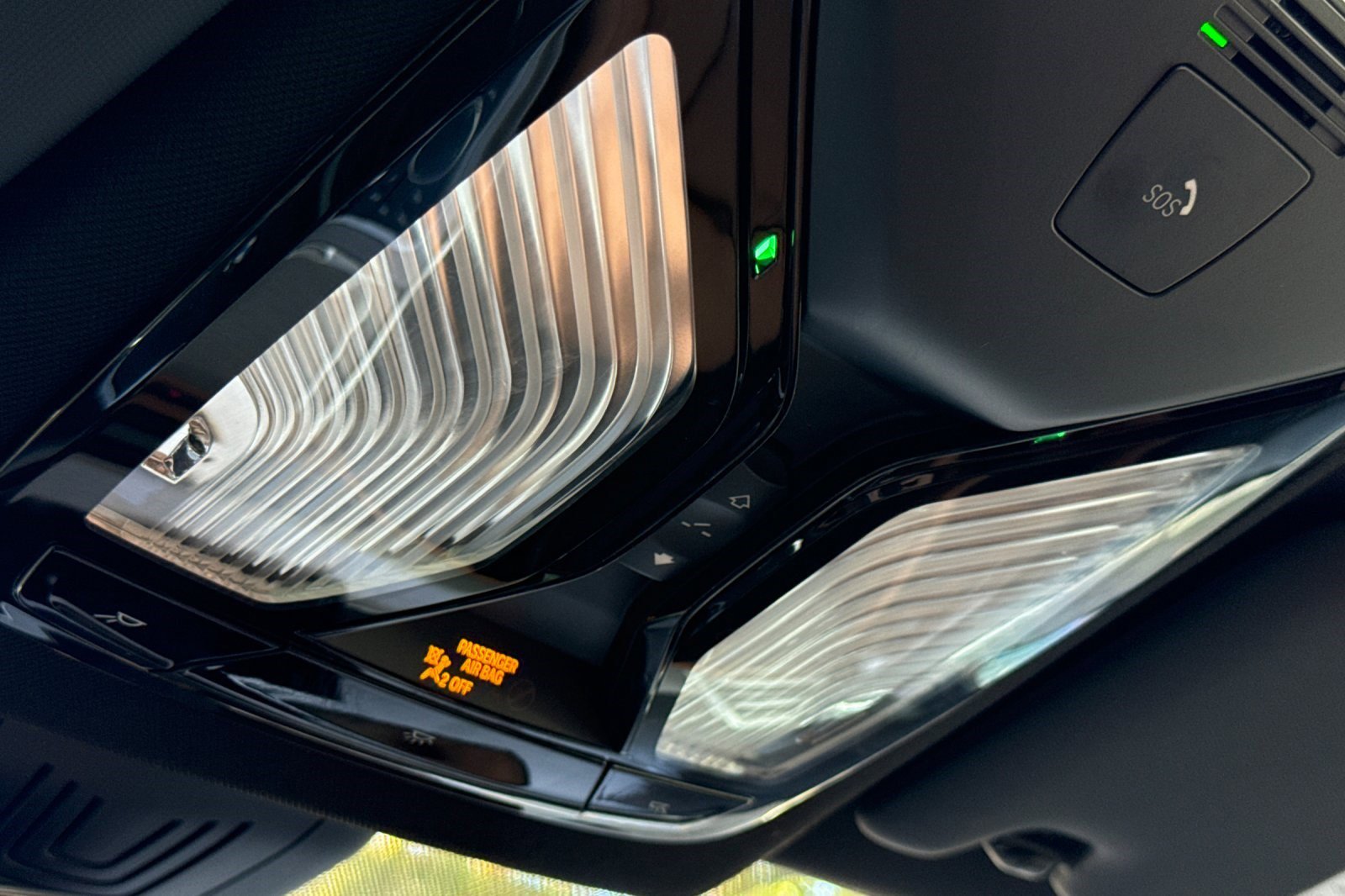 Used 2025 BMW 430i Coupe w/ Convenience Package image 22