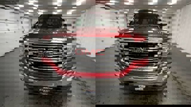 Certified 2018 GMC Sierra 1500 SLT image 3