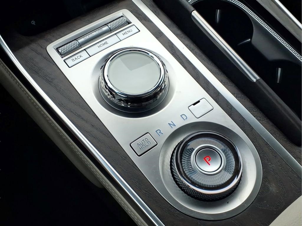 Used 2024 Genesis GV80 2.5T w/ Advanced Package image 11