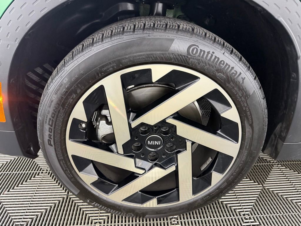 Used 2025 MINI Cooper Countryman S w/ Comfort Package Max image 11