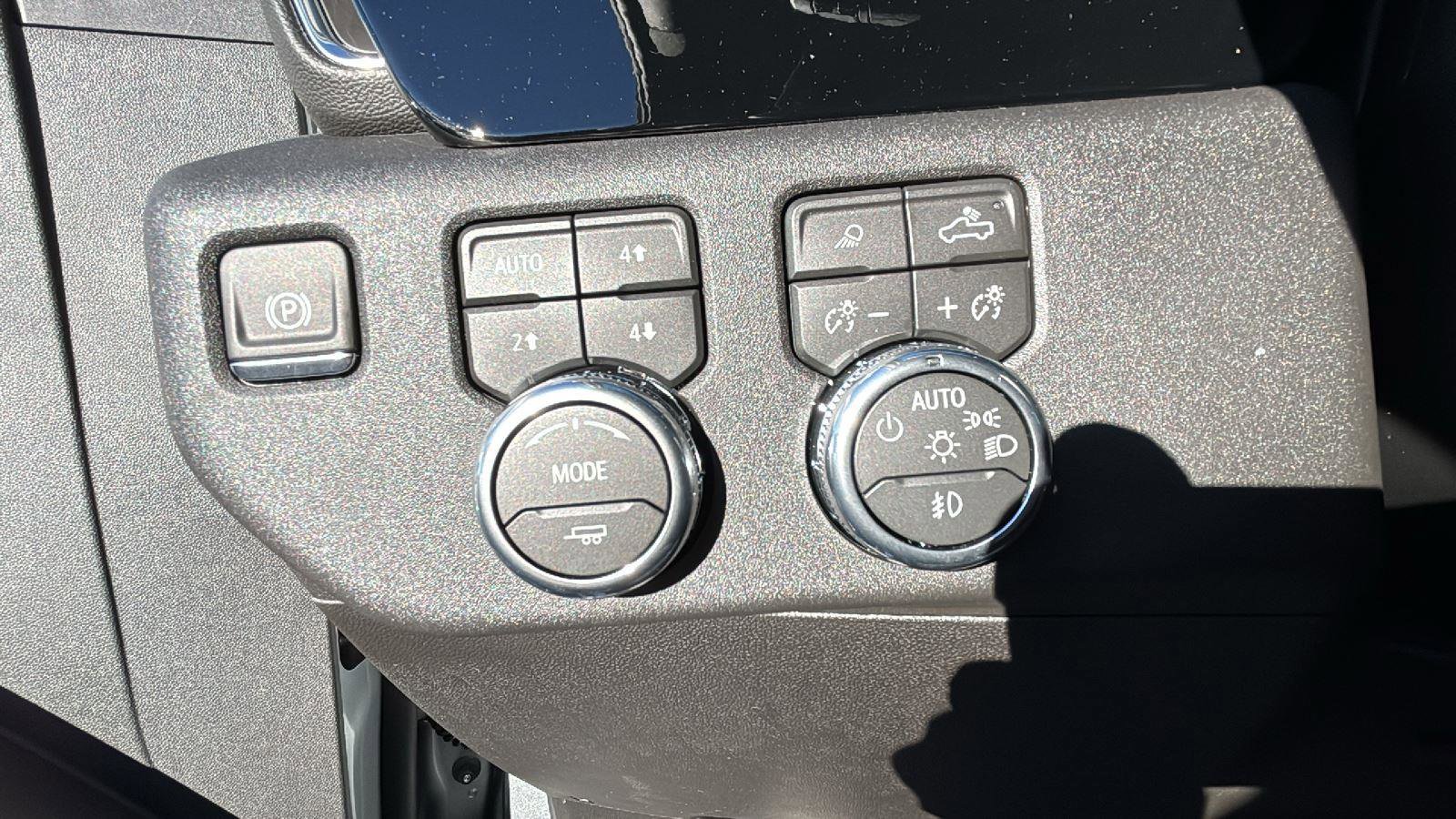 New 2026 GMC Sierra 1500 Elevation w/ Elevation Premium Package image 13