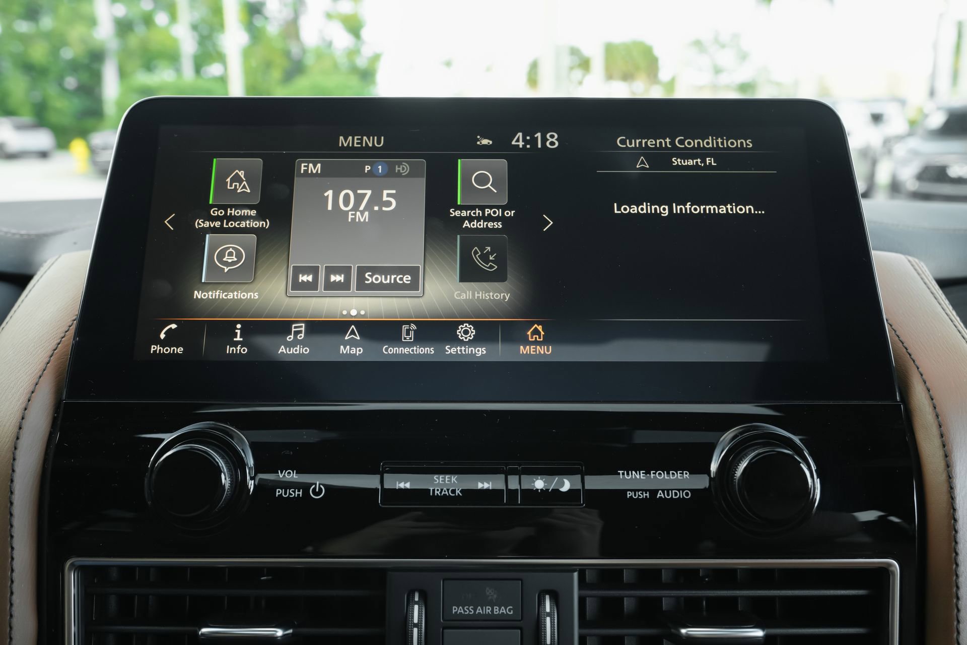 Used 2024 INFINITI QX80 Sensory image 12