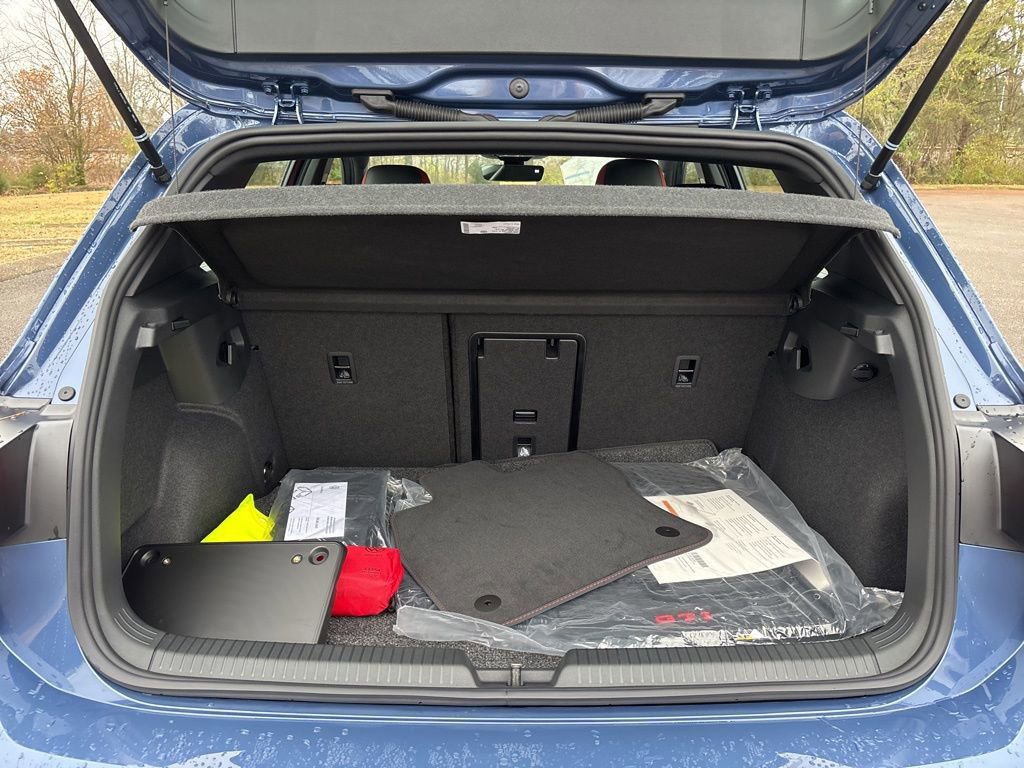 New 2026 Volkswagen GTI SE image 12