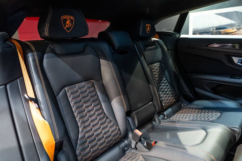Used 2024 Lamborghini Urus S AWD/4WD image 50