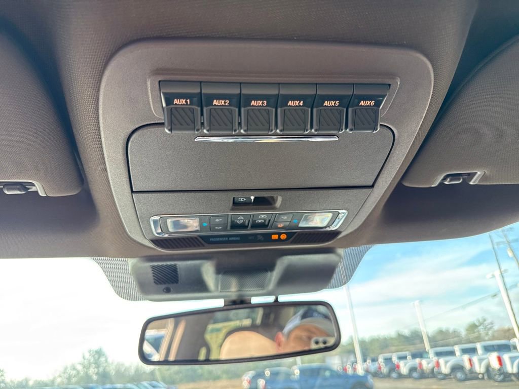 New 2025 Ford F350 King Ranch w/ Chrome Package image 22