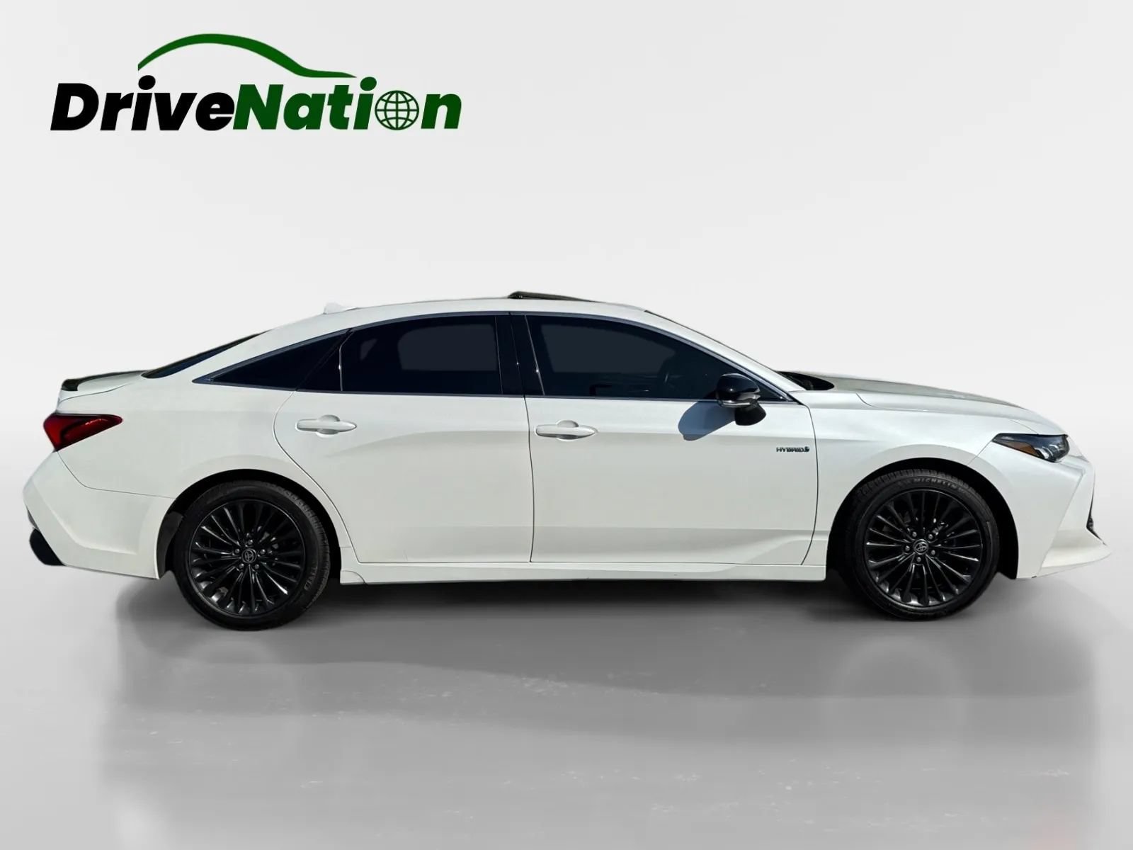 Used 2021 Toyota Avalon XSE FWD image 4