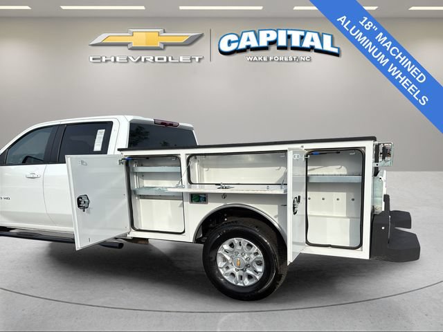 Used 2025 Chevrolet Silverado 3500 LT w/ Safety Package AWD/4WD image 12