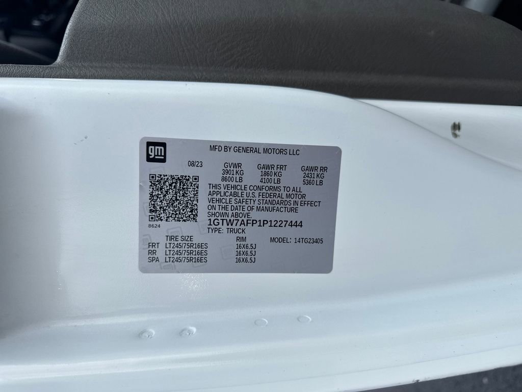 Used 2023 GMC Savana 2500 w/ Driver Convenience Package image 36