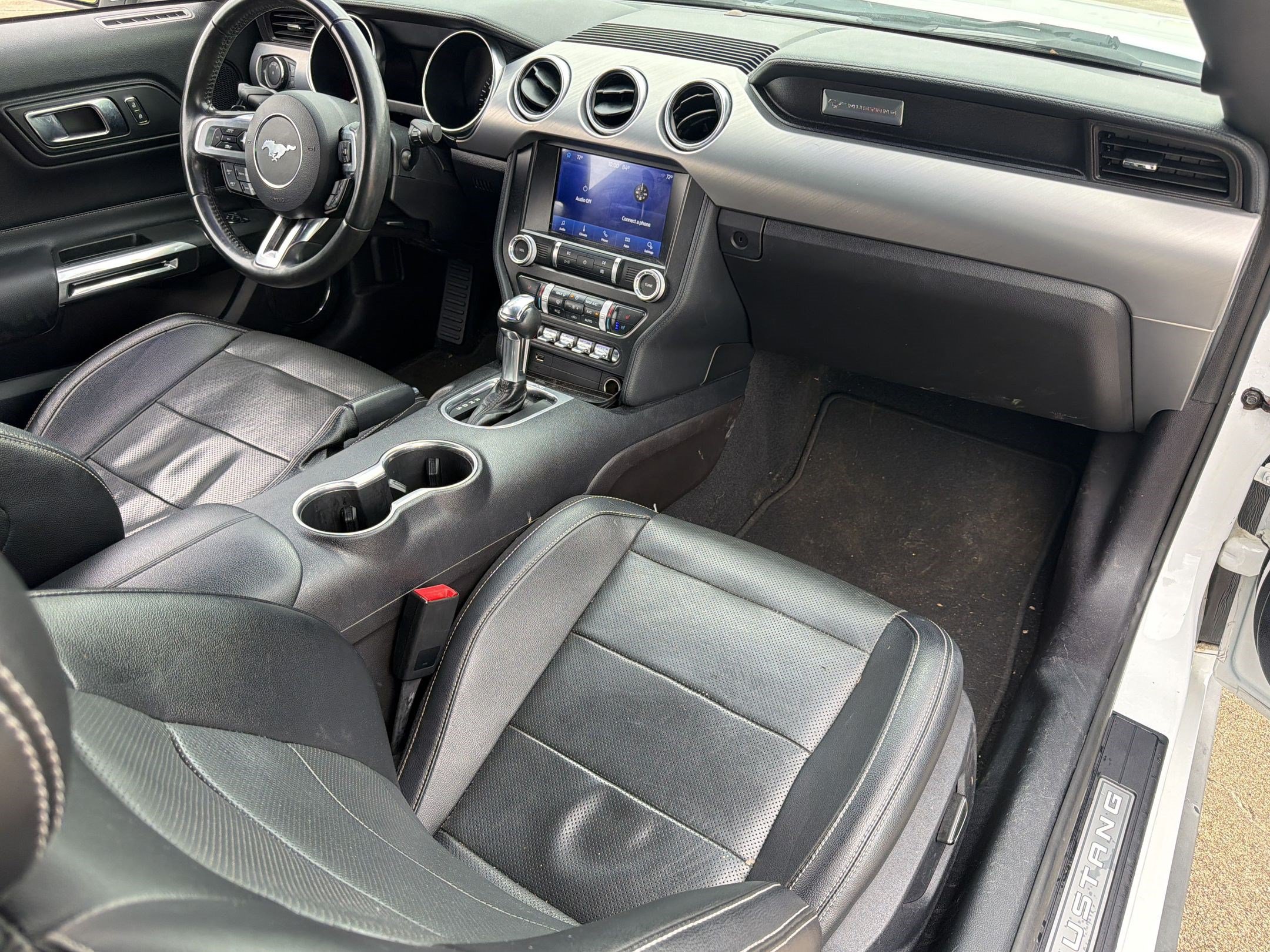 Used 2019 Ford Mustang Premium RWD image 28