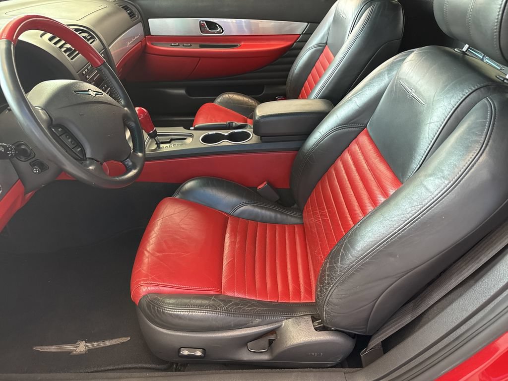 Used 2002 Ford Thunderbird RWD image 9