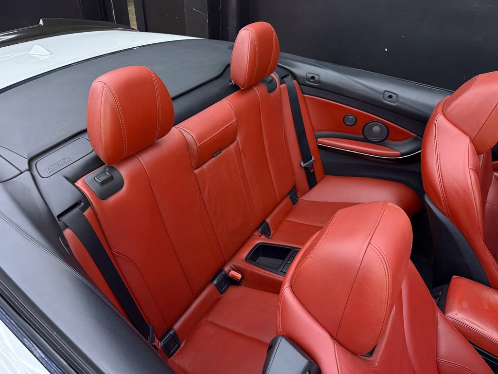Used 2015 BMW M4 Convertible RWD image 24