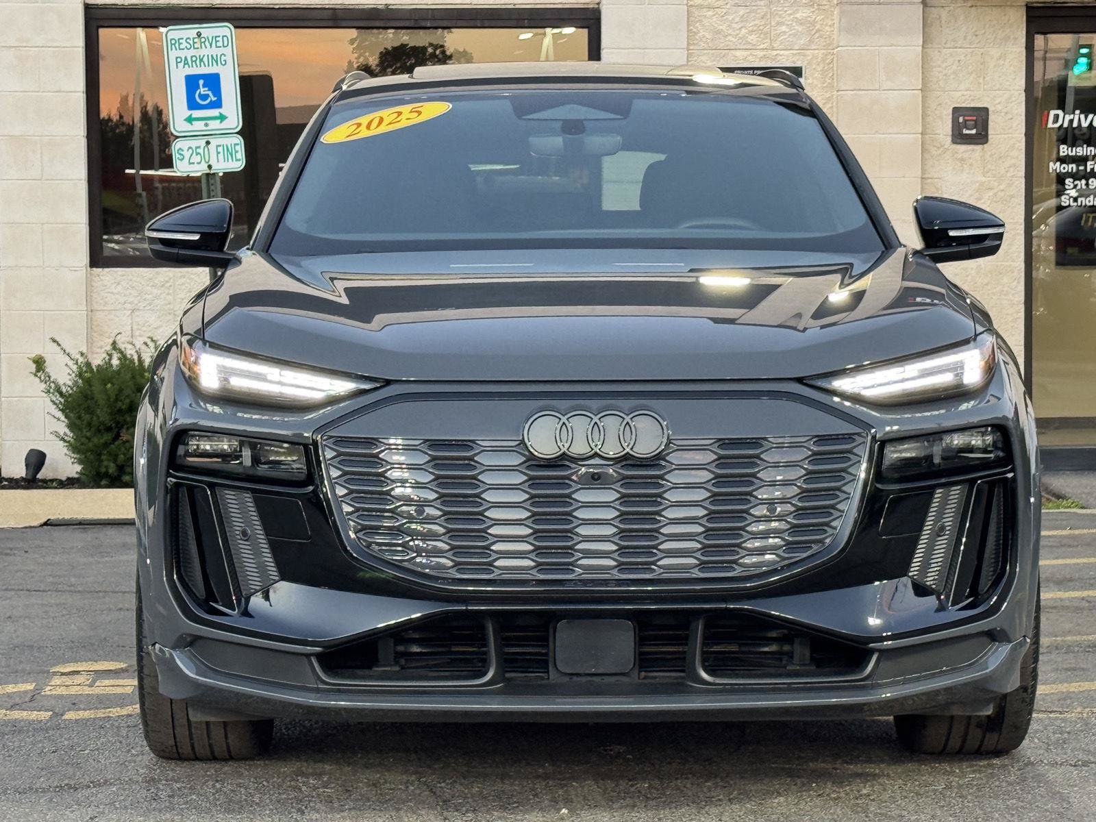 Used 2025 Audi SQ6 e-tron Prestige w/ Black Edition One AWD/4WD image 17