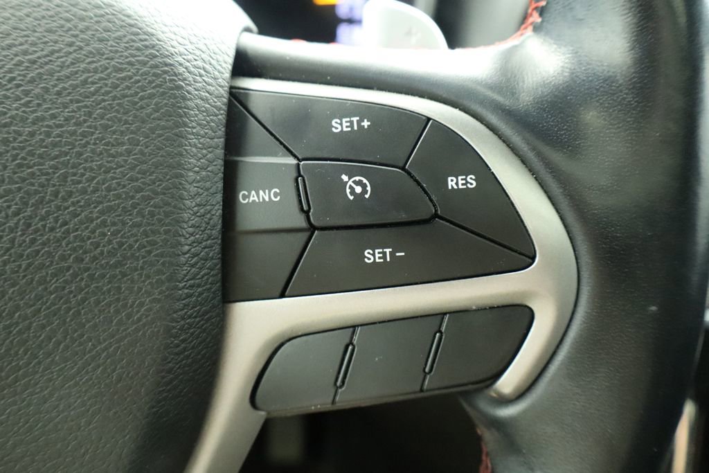 Used 2021 Jeep Grand Cherokee Trailhawk w/ Trailhawk Luxury Group image 44