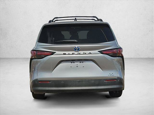 Used 2022 Toyota Sienna XLE FWD image 8