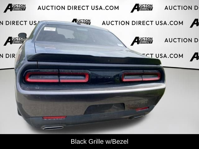 Used 2023 Dodge Challenger SXT w/ Blacktop Package image 8