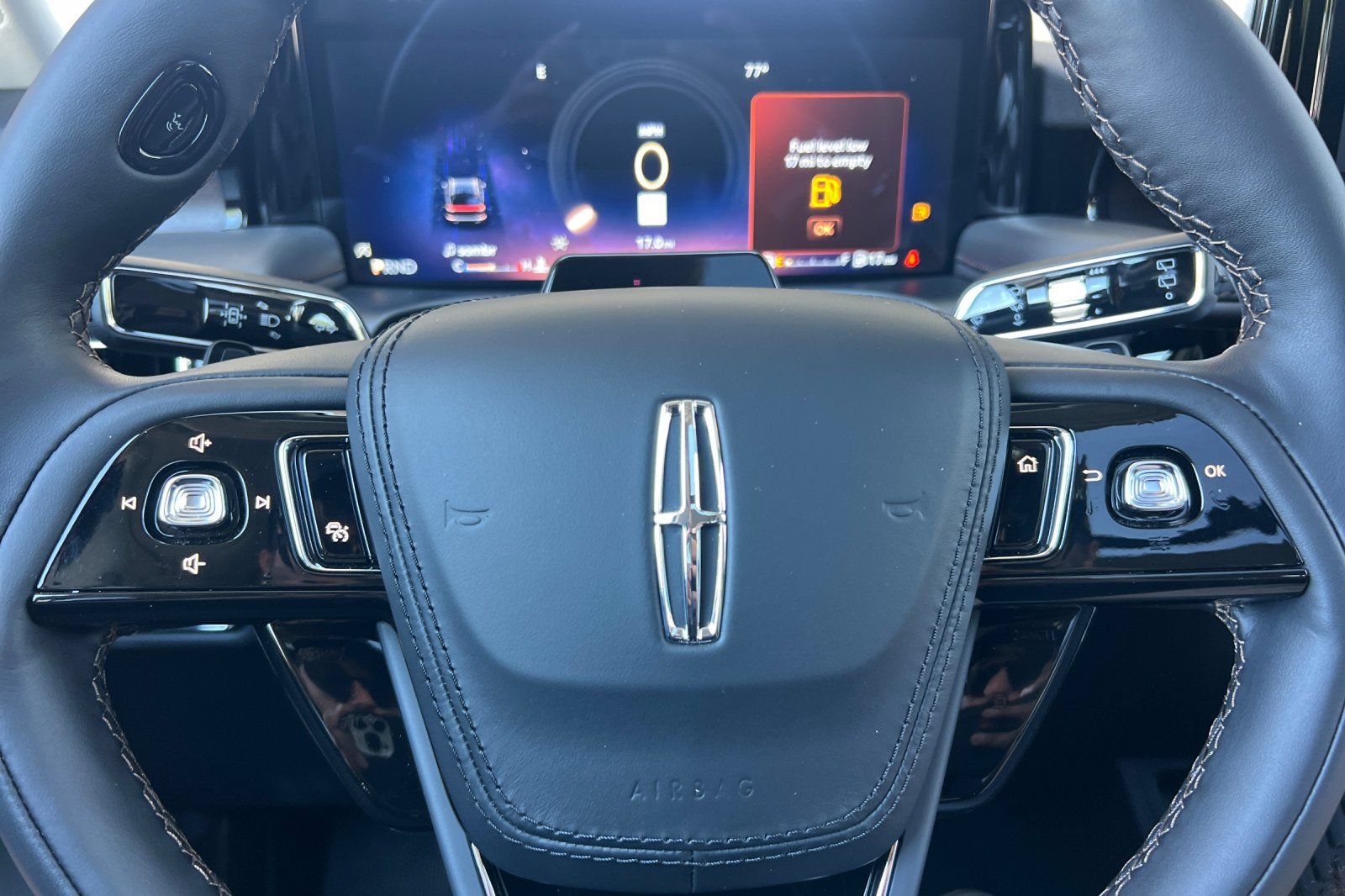 New 2026 Lincoln Aviator Reserve AWD/4WD image 22