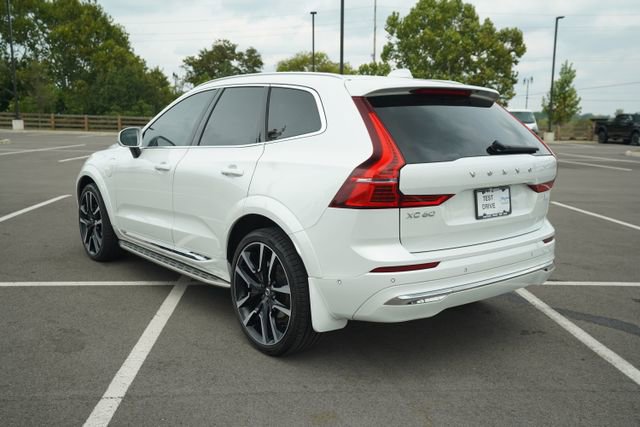 Used 2023 Volvo XC60 T8 Ultimate w/ Climate Package image 6