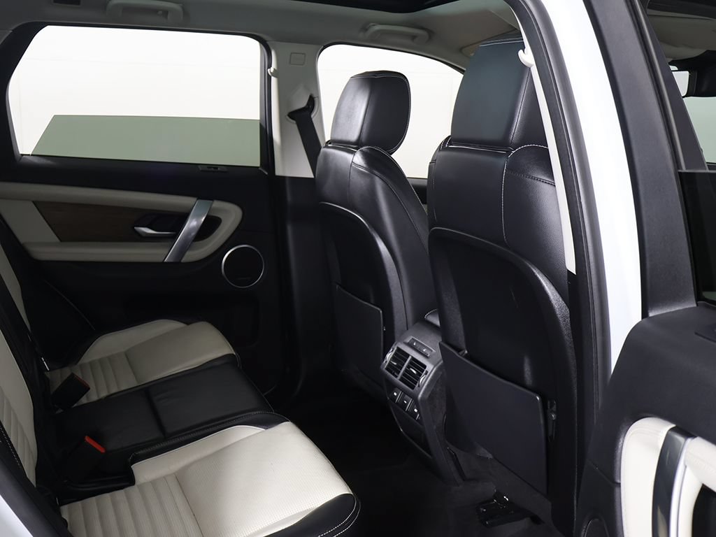 Used 2020 Land Rover Discovery Sport S R-Dynamic AWD/4WD image 31
