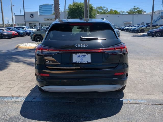 Used 2023 Audi Q4 e-tron Premium Plus RWD image 4