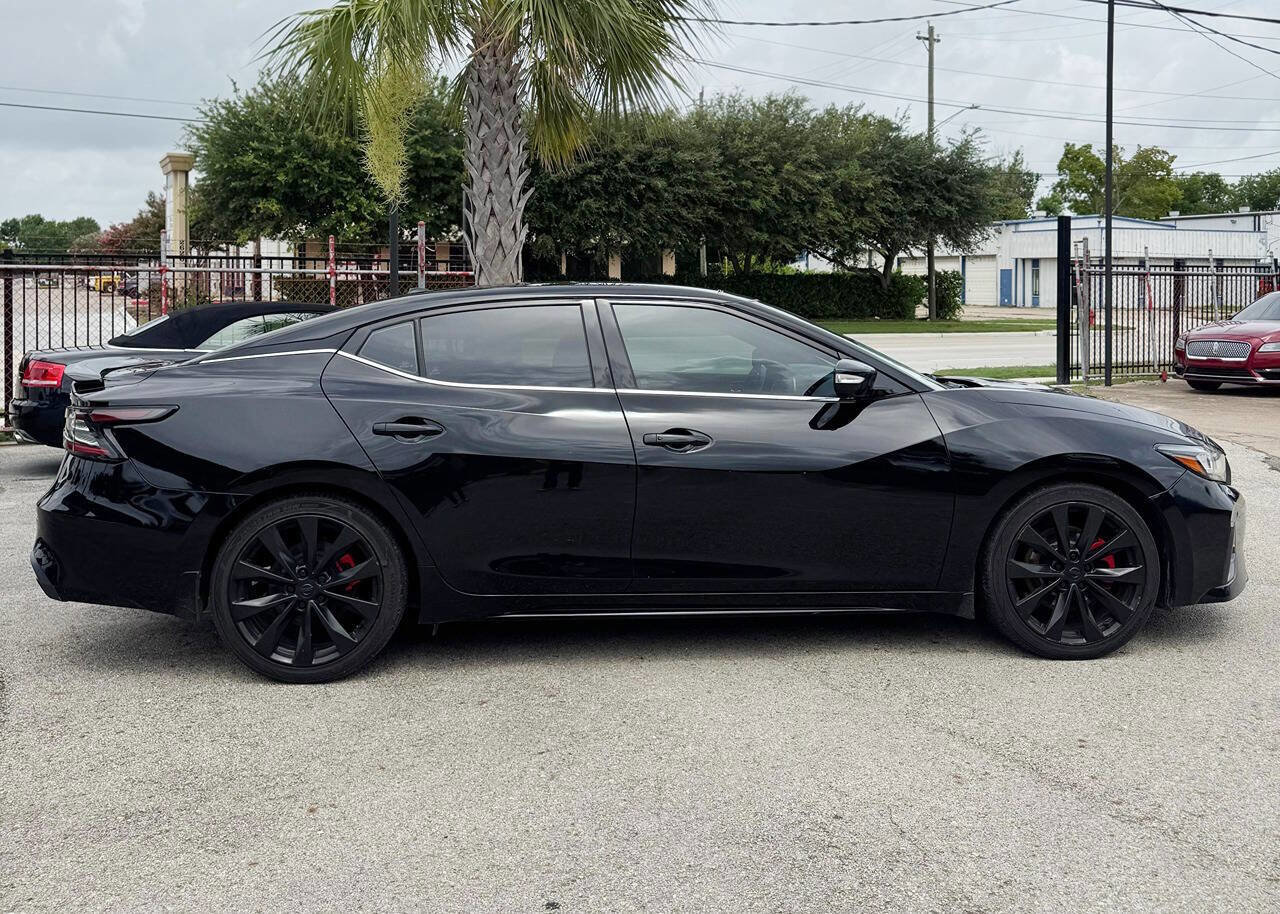 Used 2021 Nissan Maxima SR w/ Sport Mat Group FWD image 5