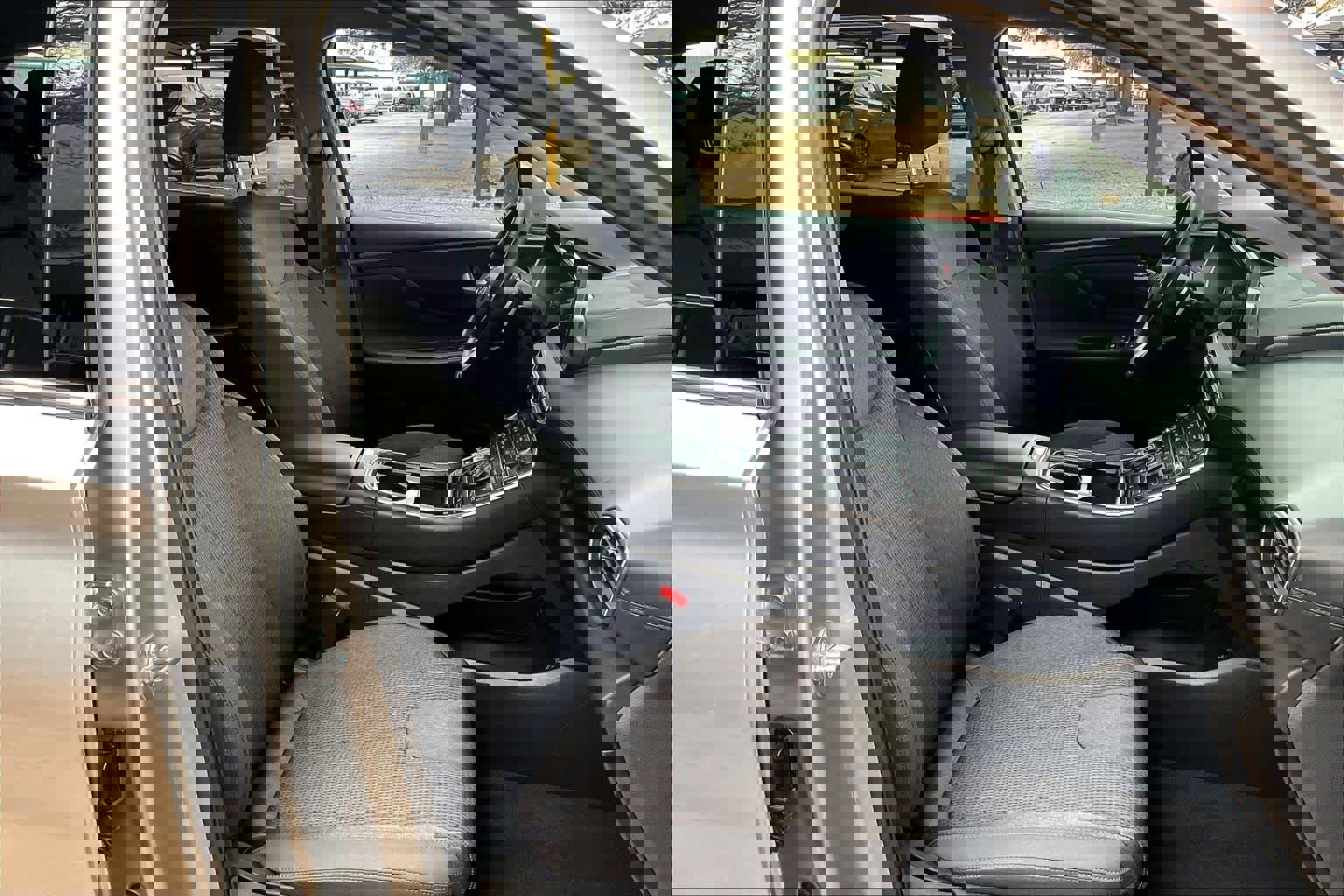 Certified 2023 Hyundai Santa Fe SEL image 8