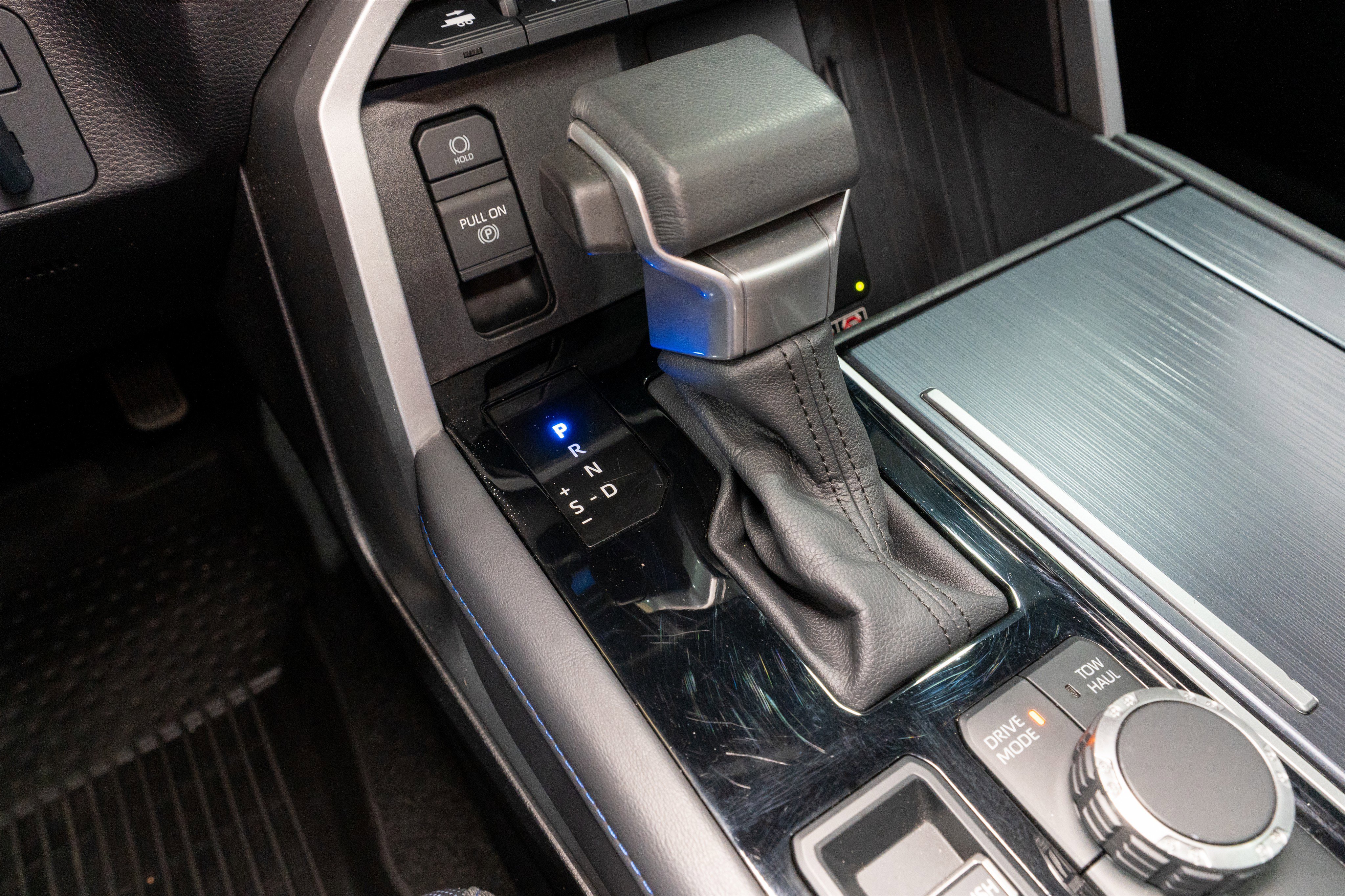 Used 2025 Toyota Tundra Platinum image 26