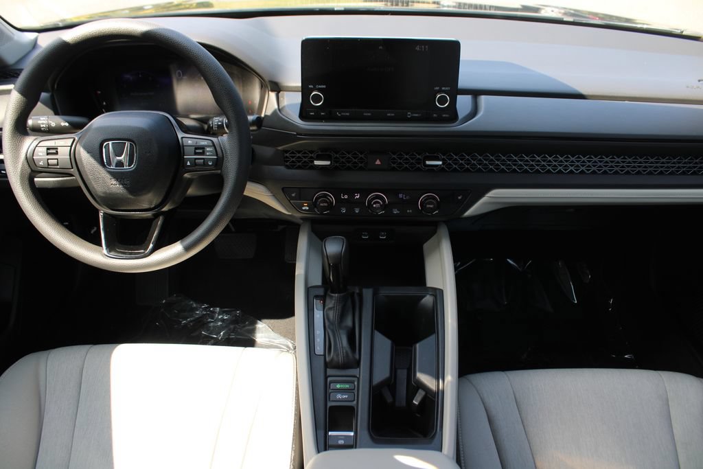 Used 2024 Honda Accord EX image 16