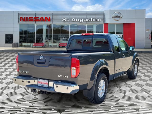 Used 2015 Nissan Frontier SV w/ SV Value Truck Package AWD/4WD image 2
