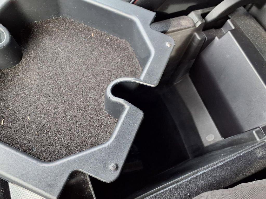 Used 2022 Ford Edge ST-Line AWD/4WD image 19