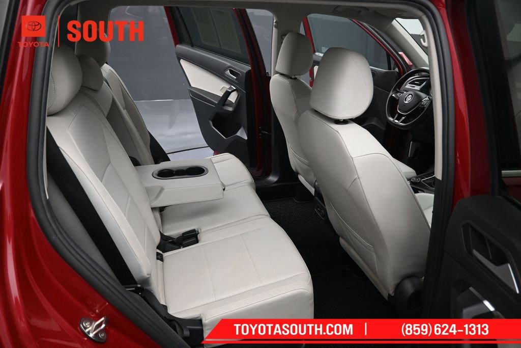 Used 2019 Volkswagen Tiguan SE AWD/4WD image 32