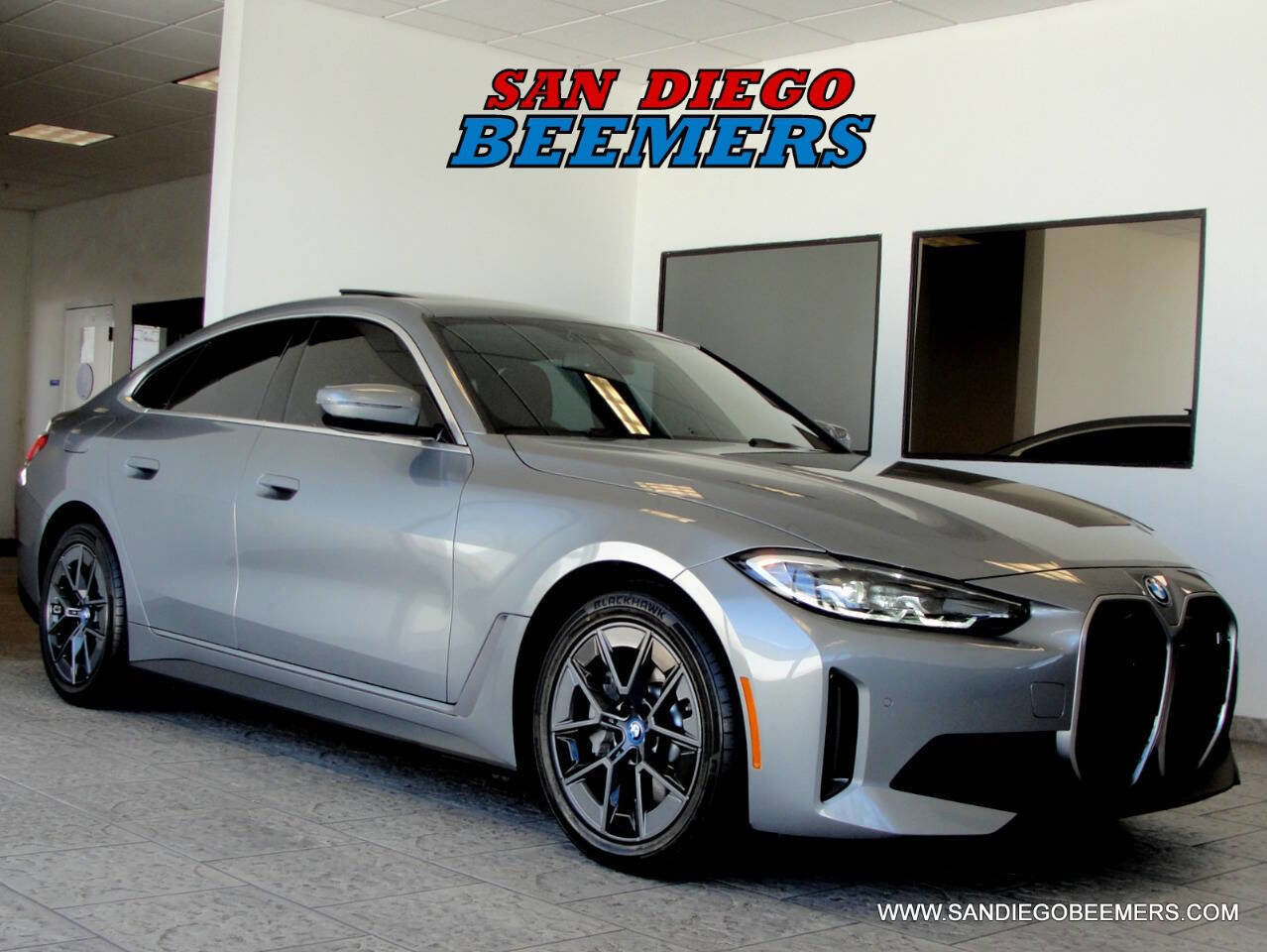 Used 2023 BMW i4 eDrive40 image 6