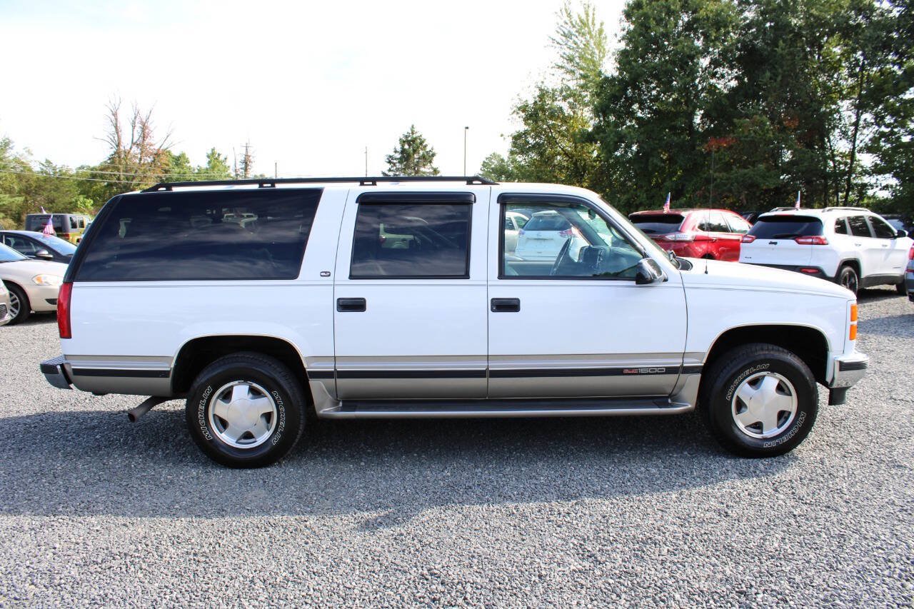 Used 1999 GMC Suburban 4WD w/ Marketing Opt Pkg 3 image 9