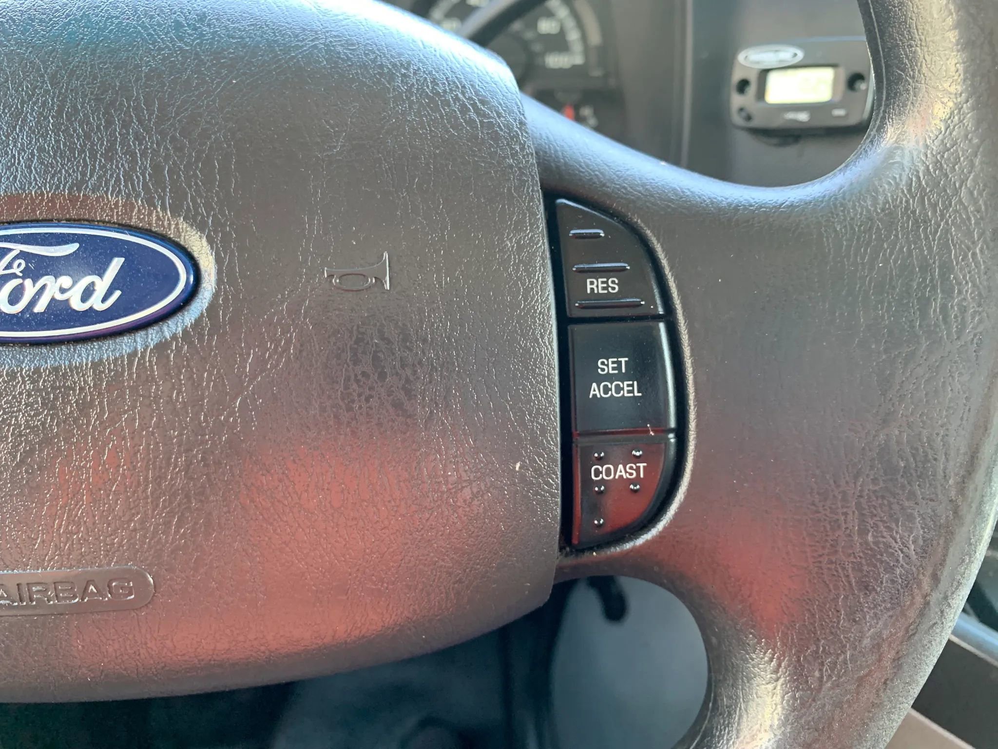 Used 2019 Ford E-350 and Econoline 350 Super Duty RWD image 13