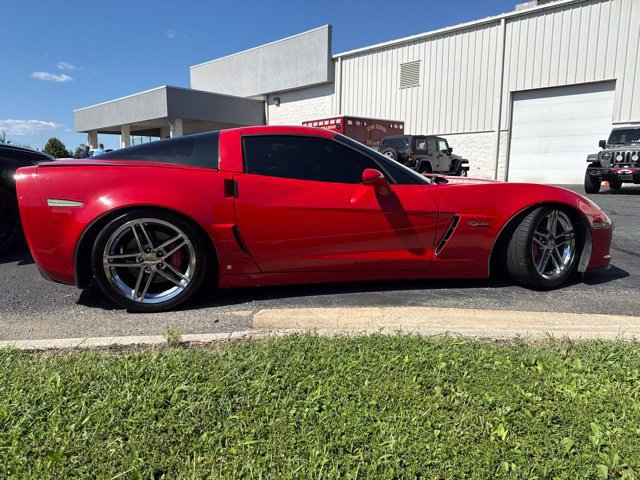Used 2008 Chevrolet Corvette Z06 w/ Preferred Equipment Group RWD image 3