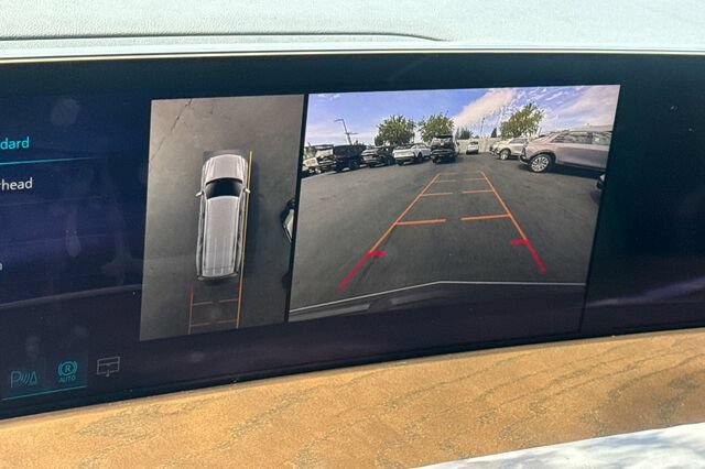New 2026 Cadillac Escalade ESV Platinum Sport AWD/4WD image 21