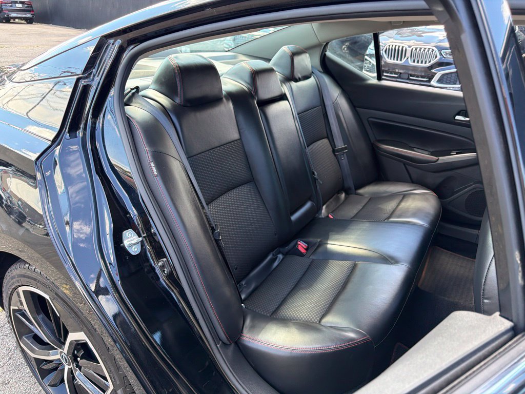 Used 2024 Nissan Altima 2.5 SR FWD image 18