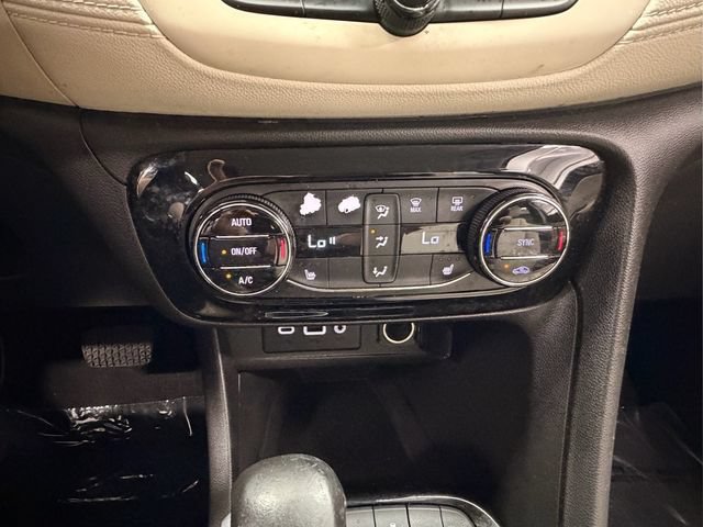Used 2021 Buick Encore GX Select w/ Sport Touring Package FWD image 26