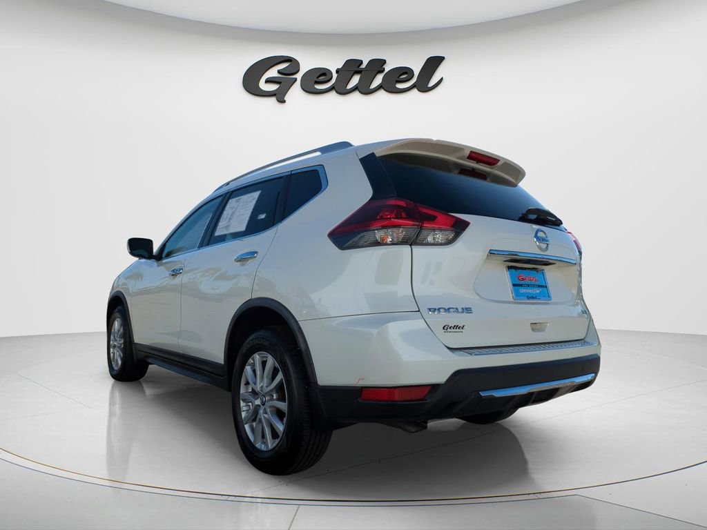 Used 2018 Nissan Rogue SV AWD/4WD image 7