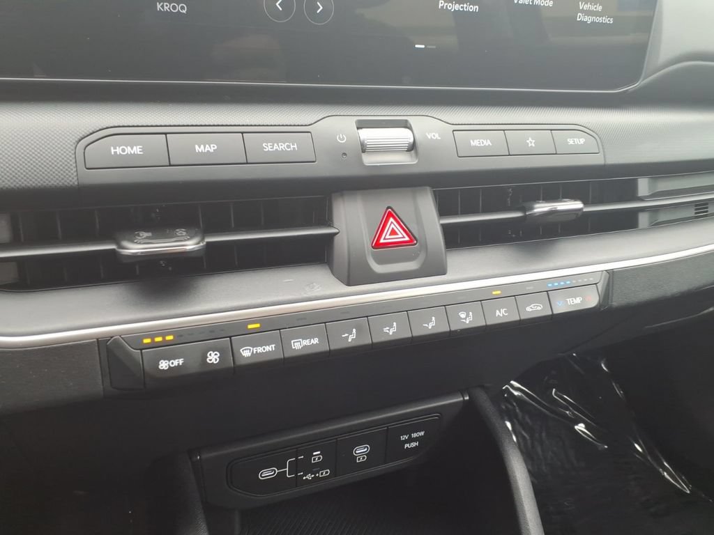Used 2025 Kia K4 FWD image 19