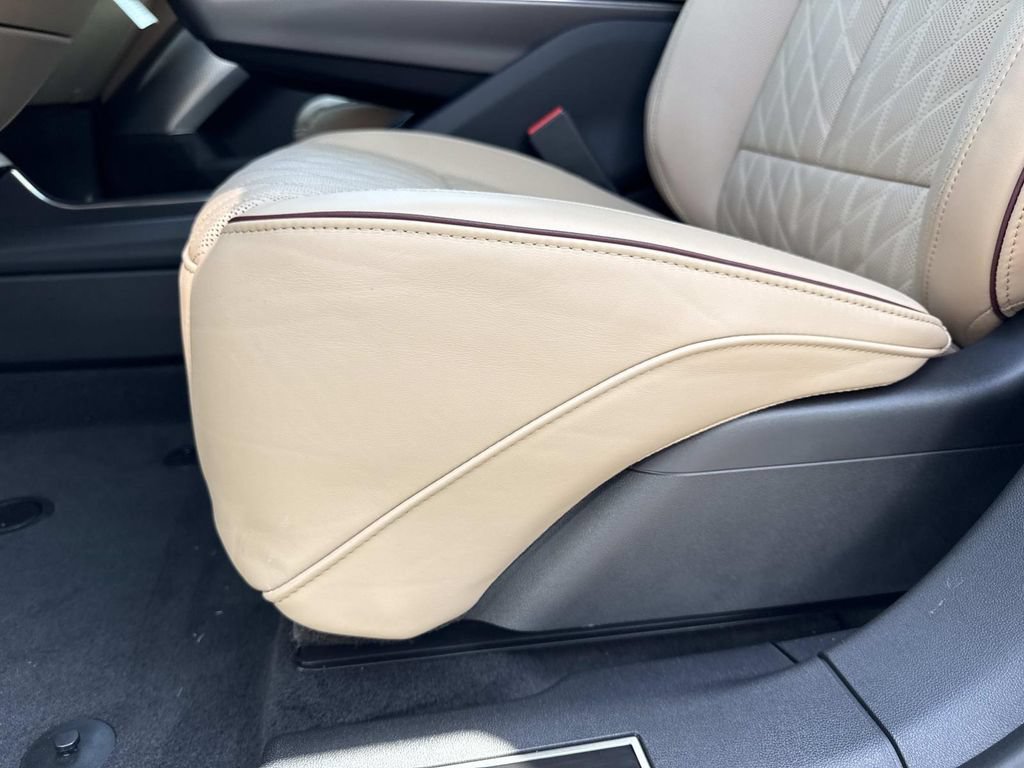 New 2026 Cadillac Lyriq Signature Luxury w/ LPO, Blue Accent Package AWD/4WD image 20
