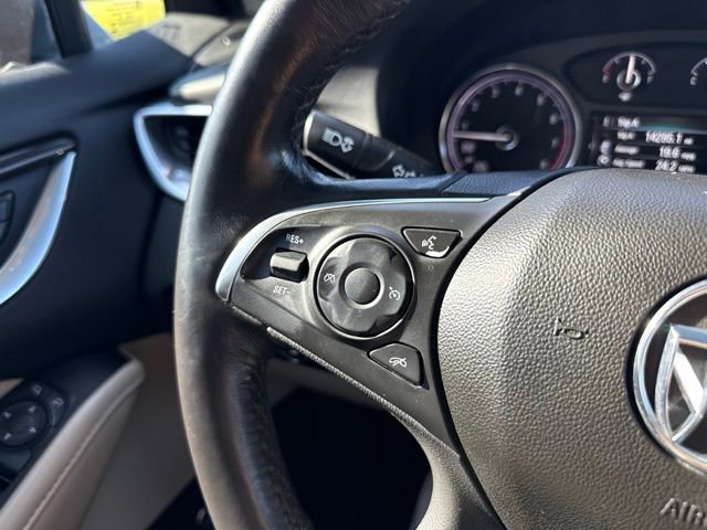 Used 2019 Buick Enclave Essence image 26