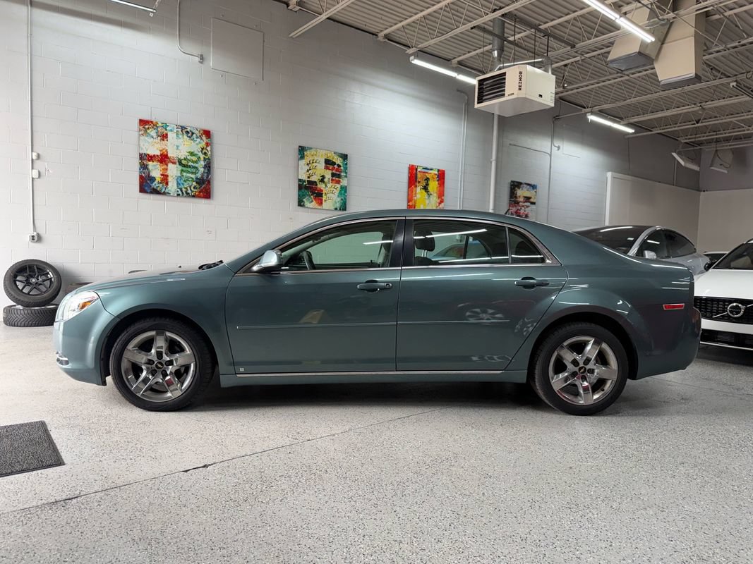 Used 2009 Chevrolet Malibu LT w/ Power Convenience Package FWD image 2