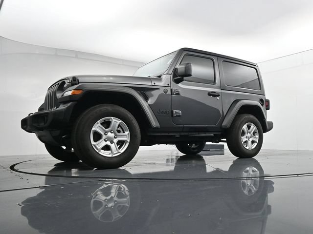 Used 2023 Jeep Wrangler Sport AWD/4WD image 32