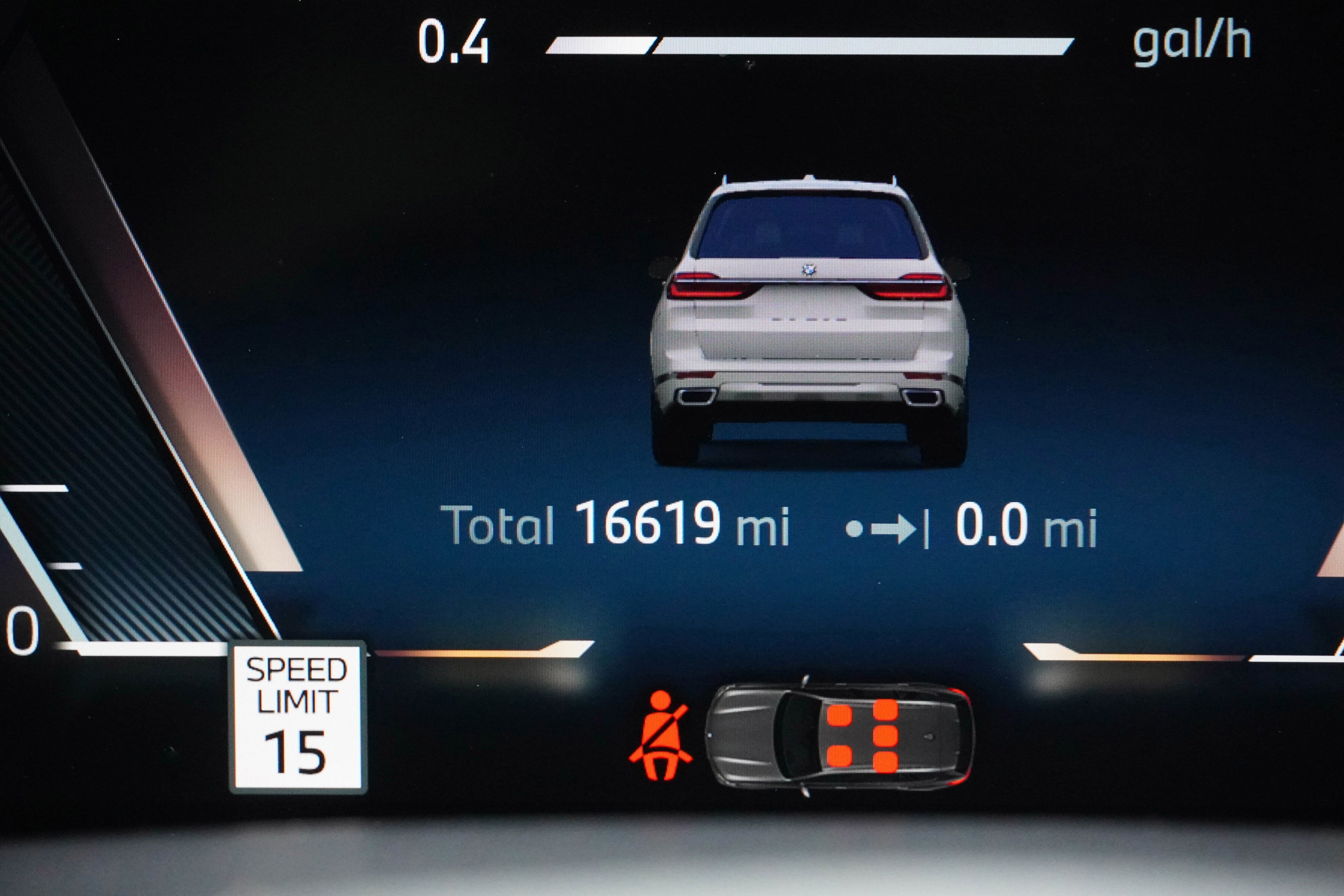 Certified 2024 BMW X7 xDrive40i w/ Premium Package image 21