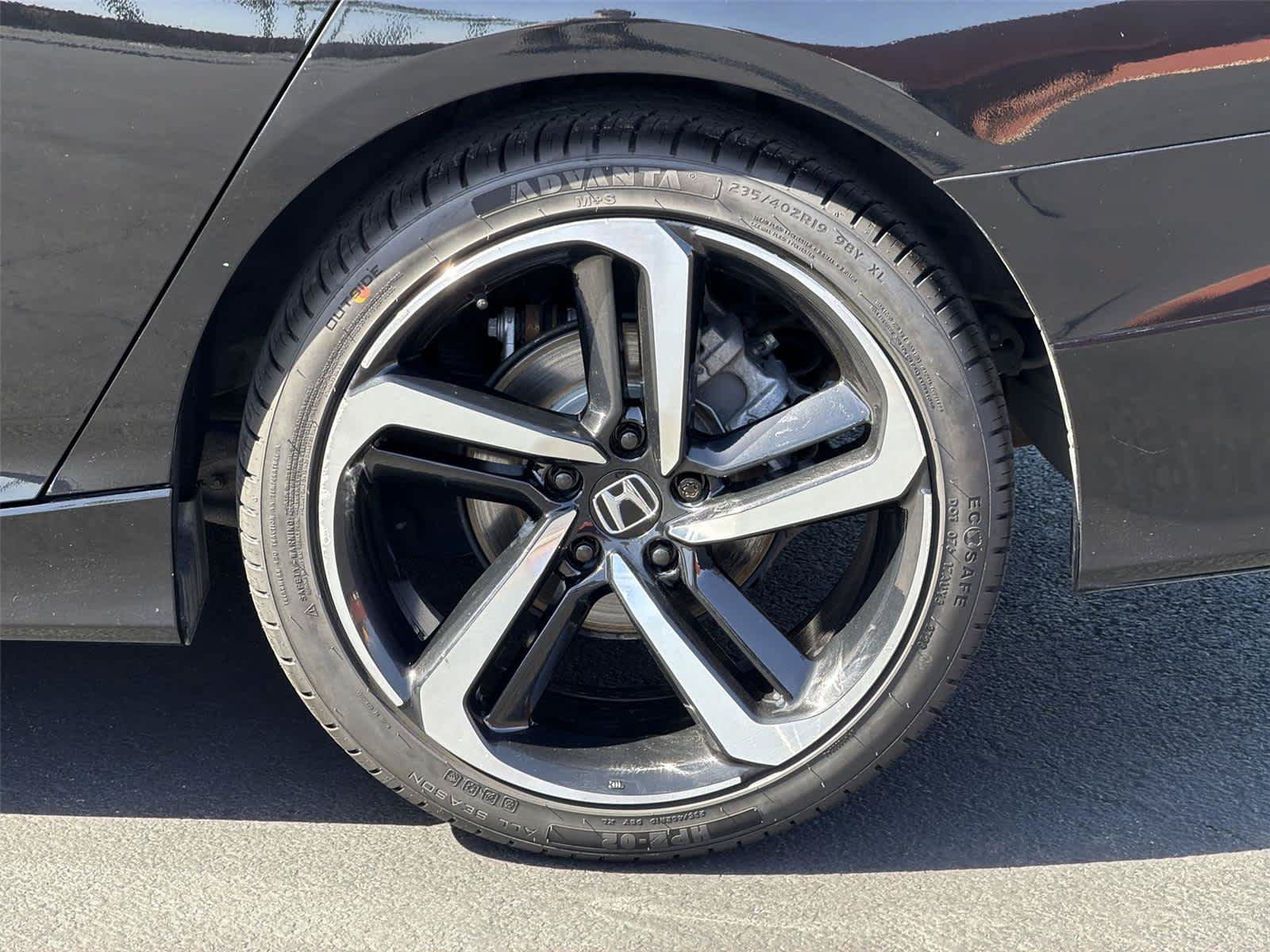 Used 2019 Honda Accord Sport image 9