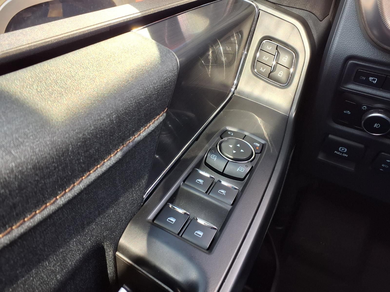 Used 2023 Ford F150 Raptor AWD/4WD image 24