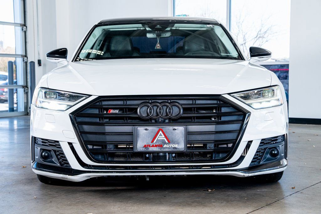 Used 2020 Audi S8 L w/ S8 Executive Package image 3