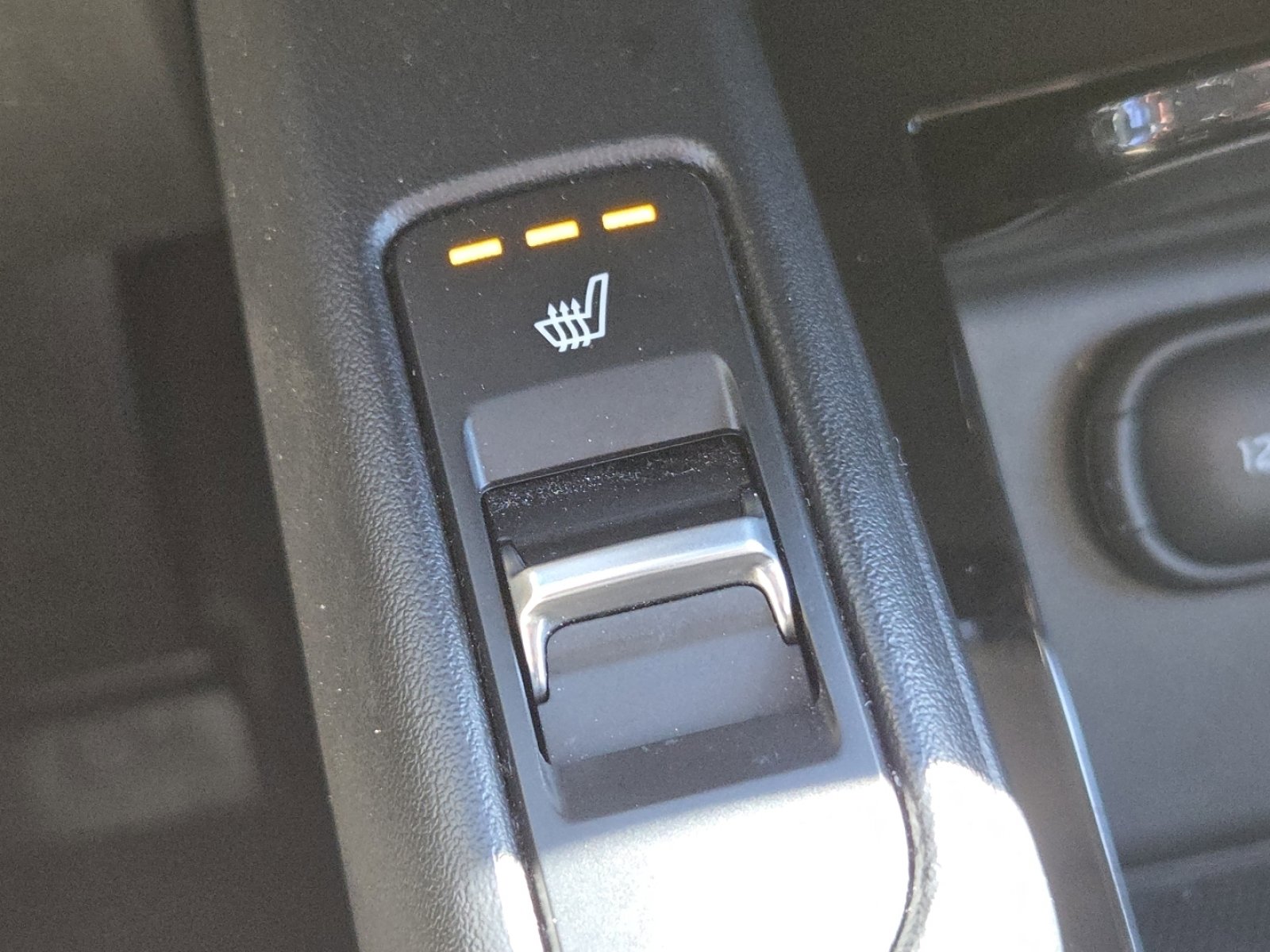 Used 2022 Kia Telluride S image 5